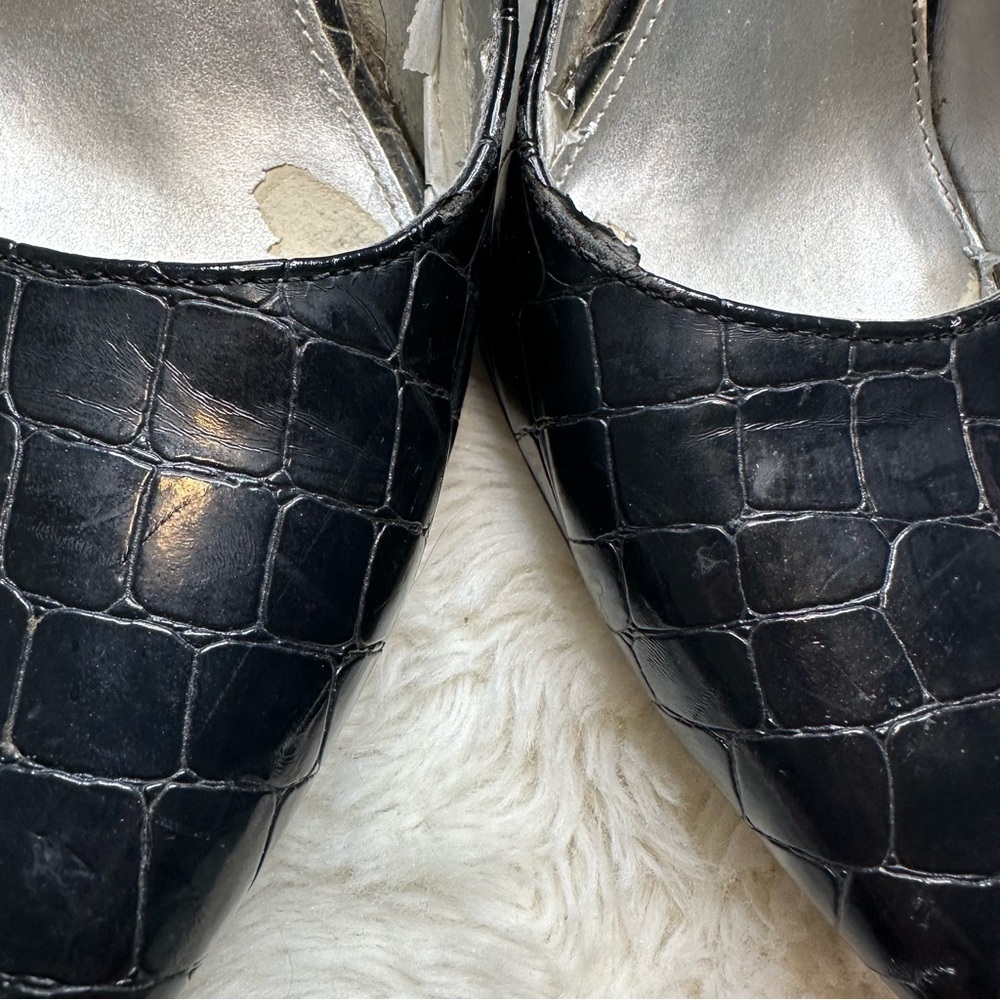 Bandolino Black Heels Pointed Toe Glossy Finish Black Size 9 - Picture 7 of 16